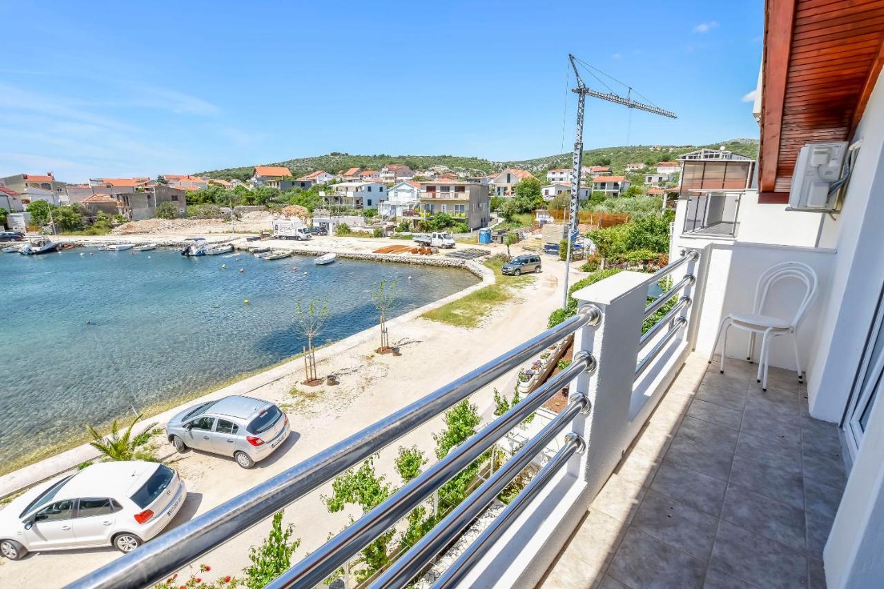 Apartment Bosiljka Rogoznica  Ngoại thất bức ảnh